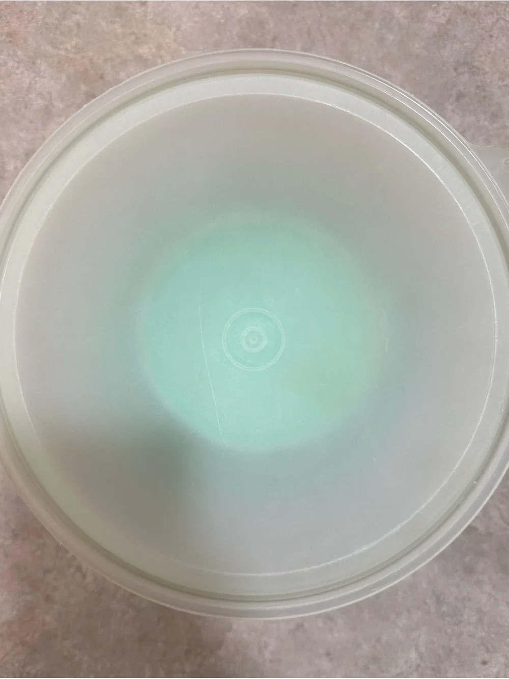 Tupperware Green Lettuce Bowl